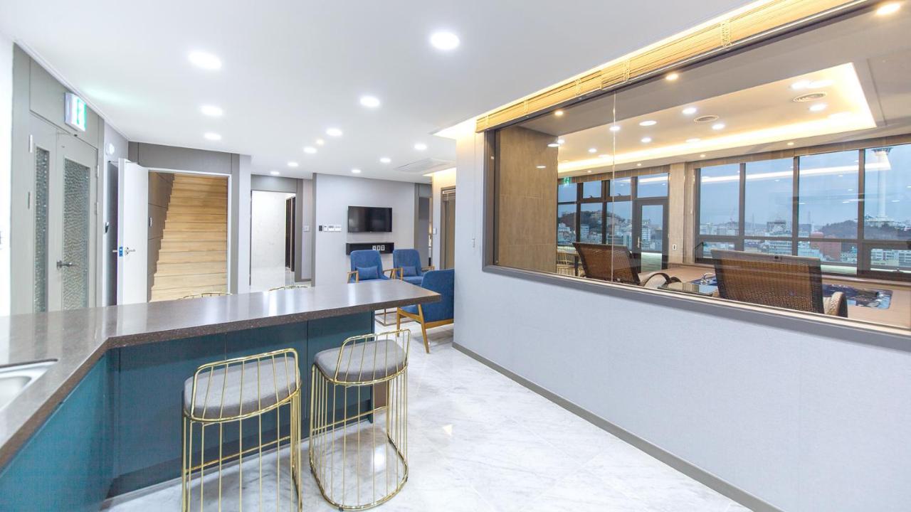 Gnb Hotel Μπουσάν Εξωτερικό φωτογραφία